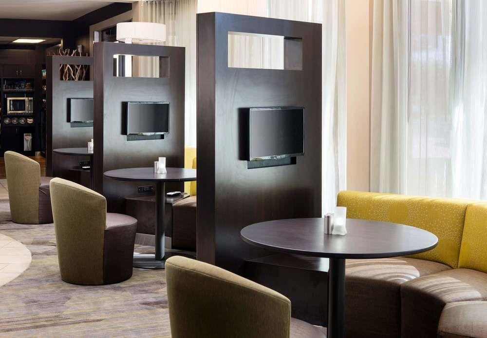 Courtyard By Marriott Phoenix Airport Exterior photo
