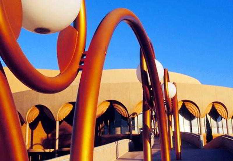 Courtyard By Marriott Phoenix Airport Exterior photo