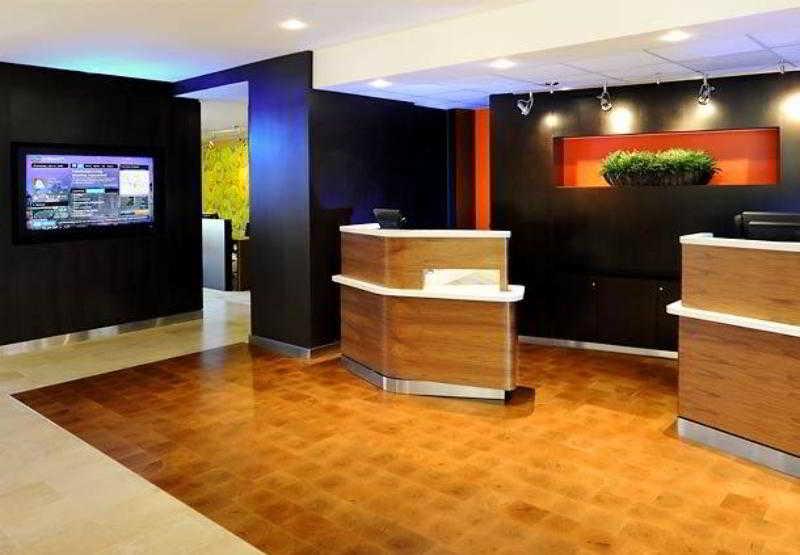 Courtyard By Marriott Phoenix Airport Interior photo